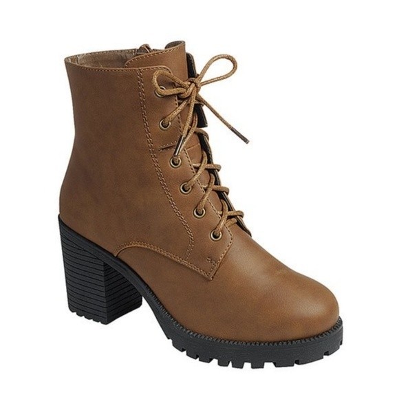 Forever Reagan - 09 Brown Boots NWOB - Picture 1 of 6